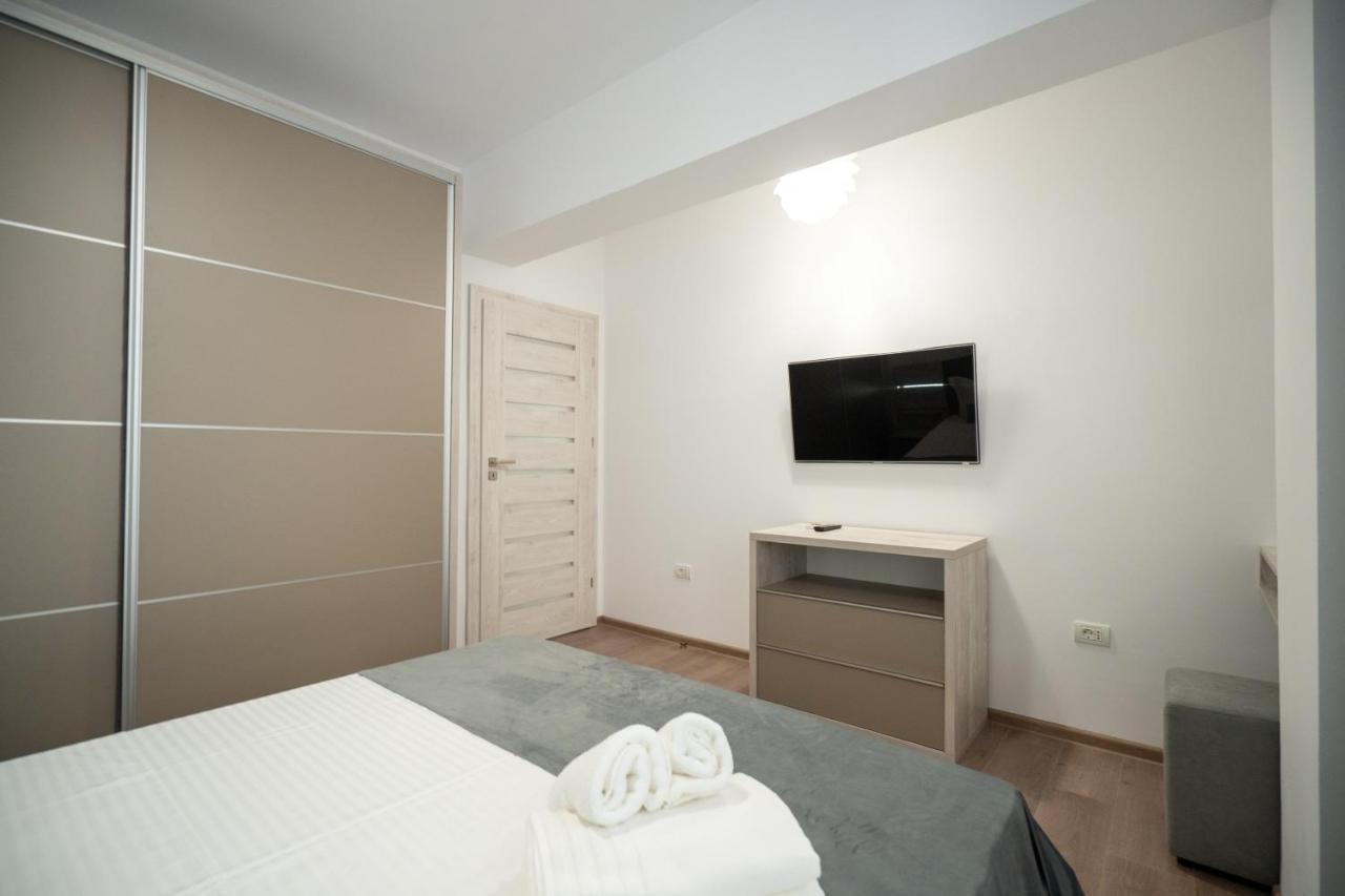 Moonlight Mamaia Apartments エクステリア 写真