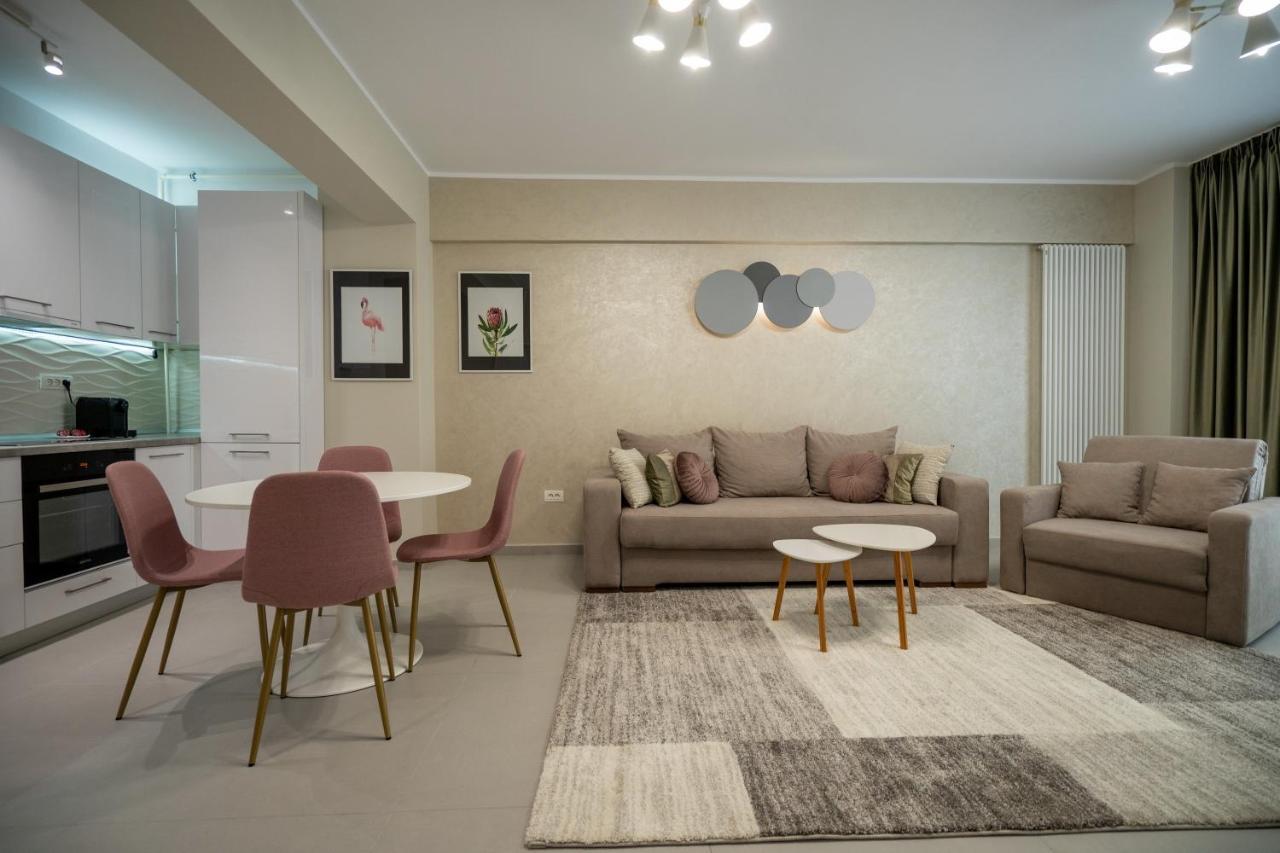 Moonlight Mamaia Apartments エクステリア 写真