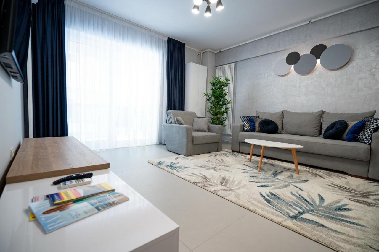 Moonlight Mamaia Apartments エクステリア 写真