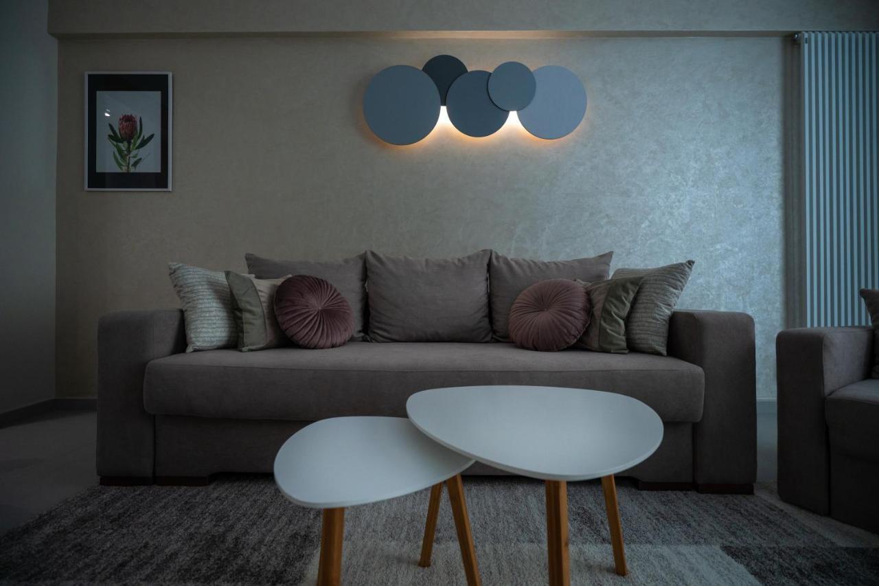 Moonlight Mamaia Apartments エクステリア 写真
